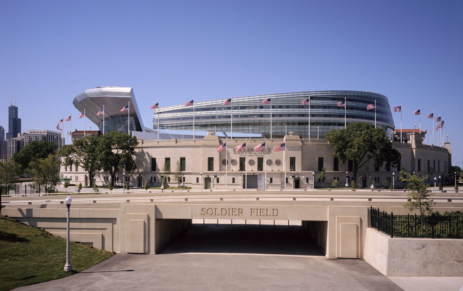 Chicago Mayor Wants To Dome Over Soldier Field To Keep Bears In Town?