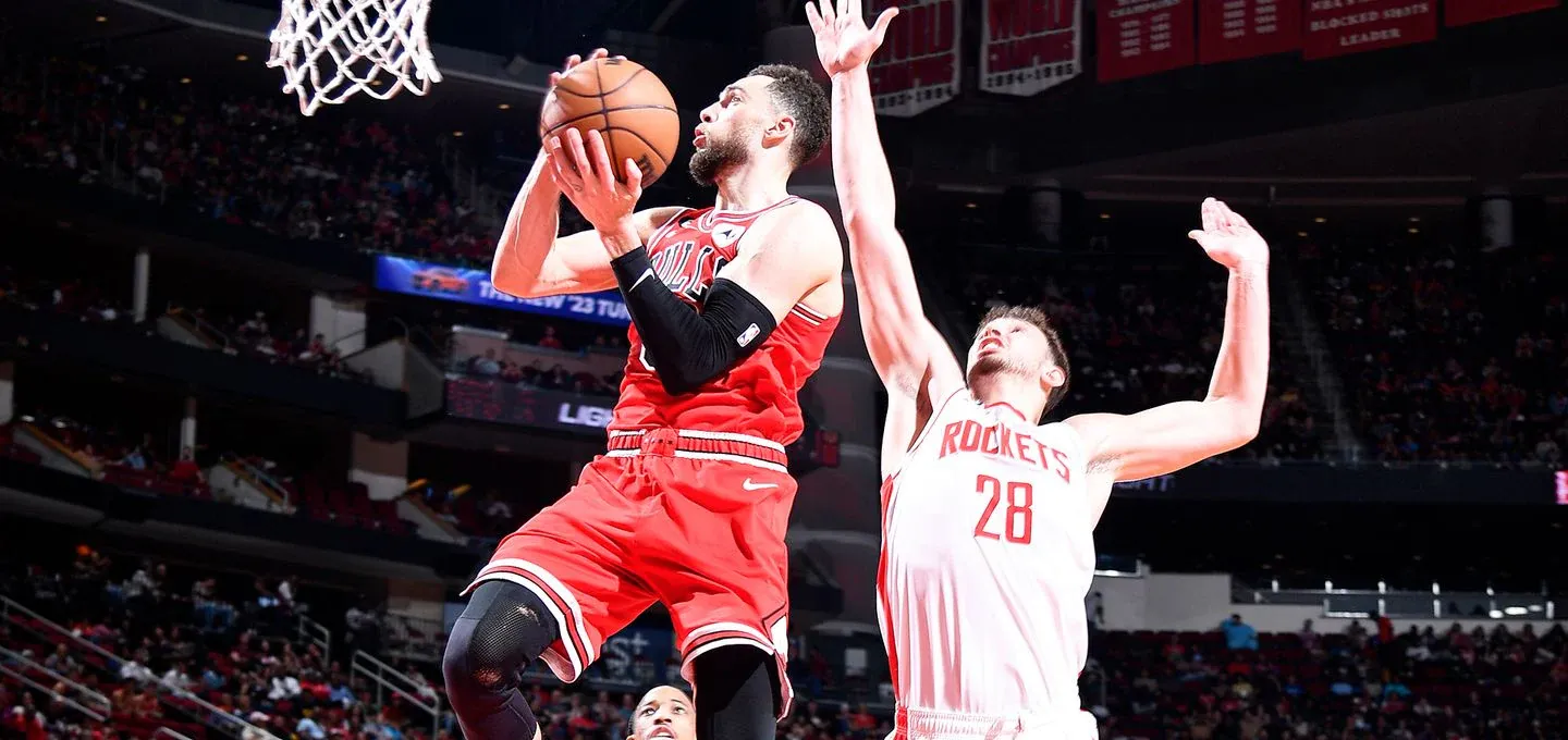 LaVine scores 36 points, Bulls beat Rockets