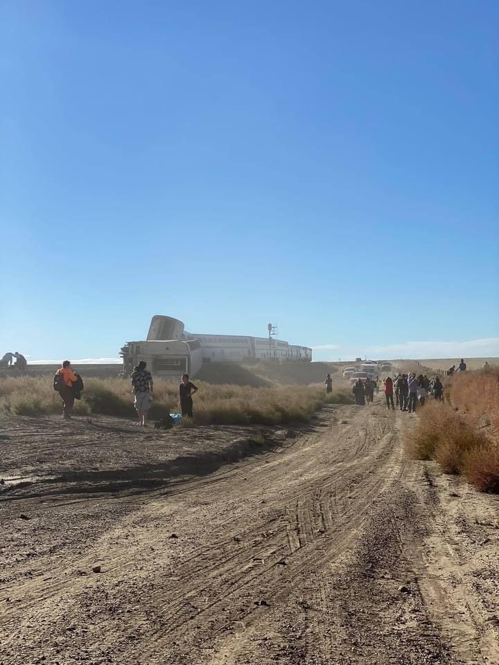 At least 3 killed in Amtrak derailment