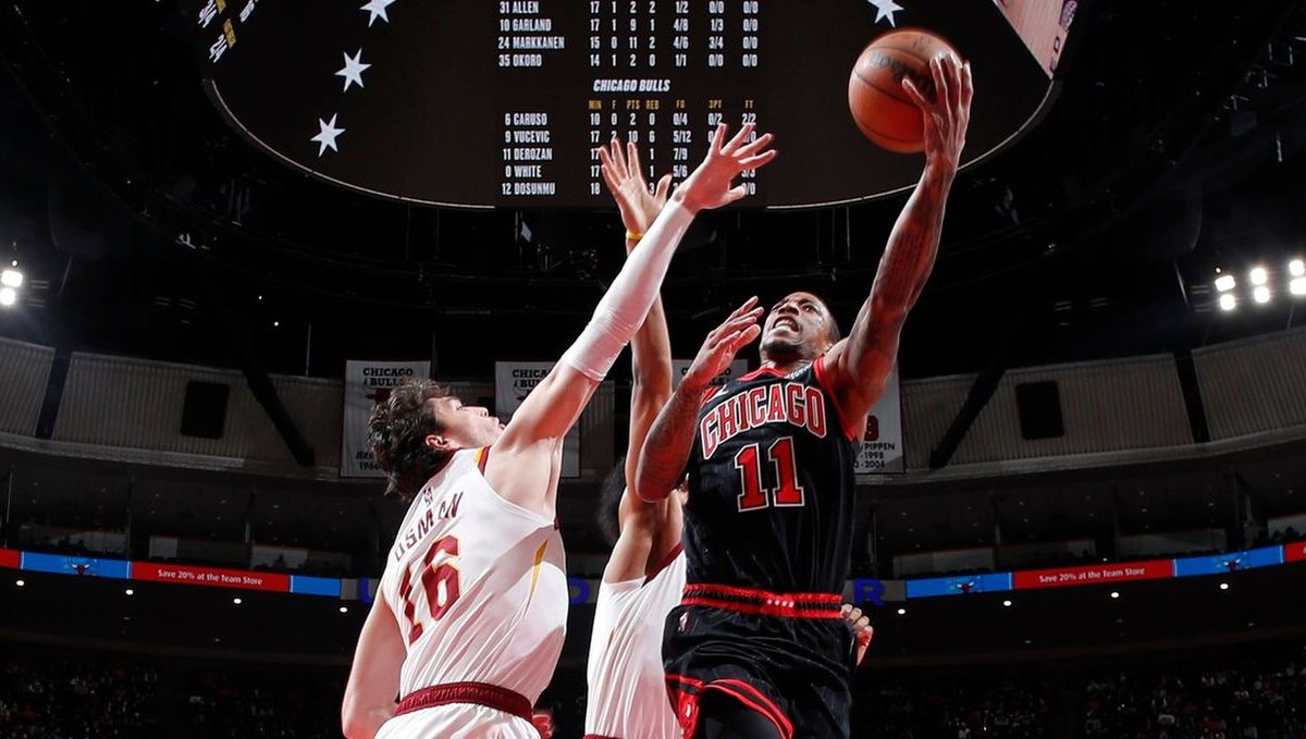 Bulls hold off Cavs 117-104