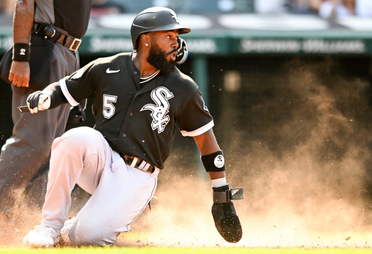 White Sox pound 5 homers, rock 1st-place Guardians 8-2