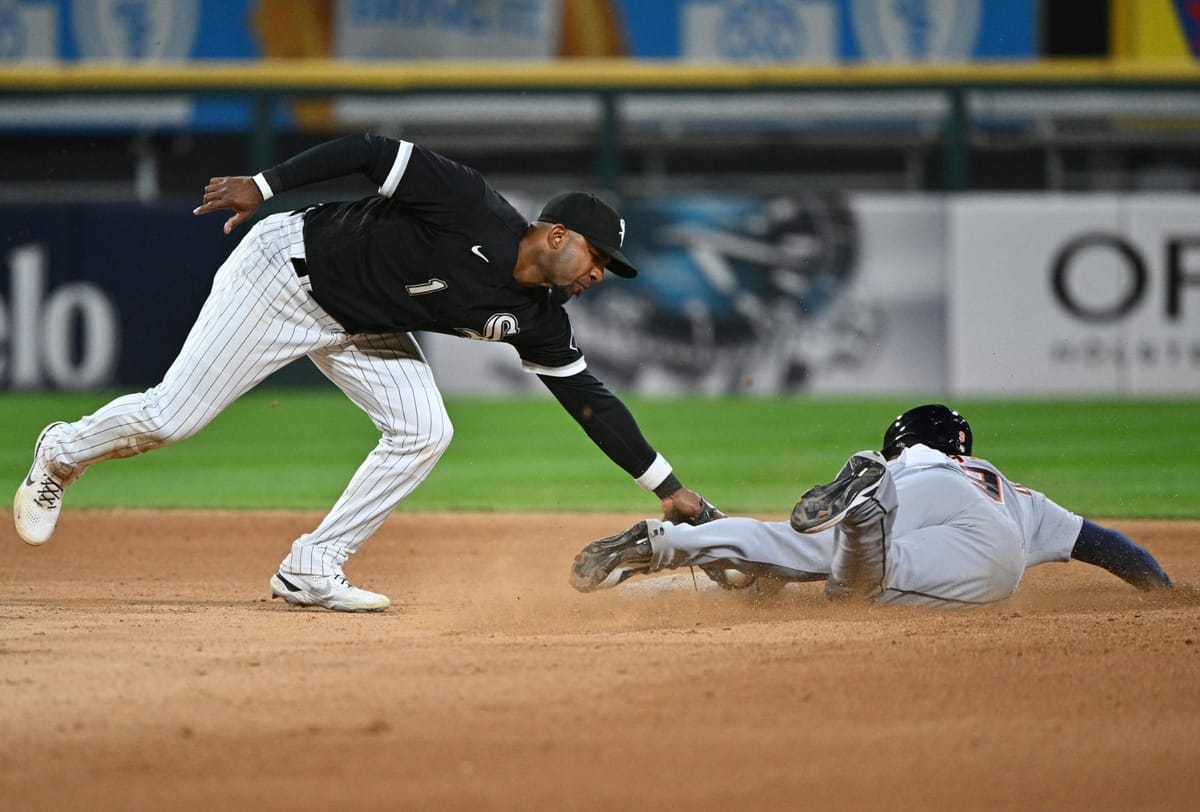 Greene's sac fly helps Tigers beat fading White Sox, 5-3