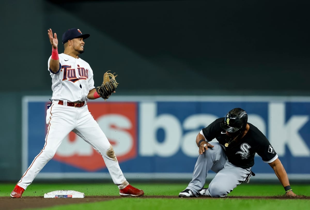 Wallner's 3 RBIs help Twins send Sox to 8th straight loss