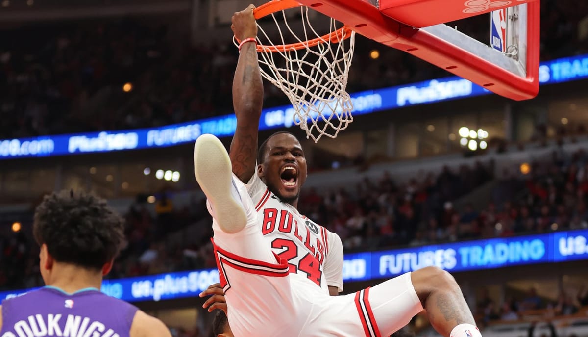 Green scores 17 as Bulls cruise past Hornets 106-88