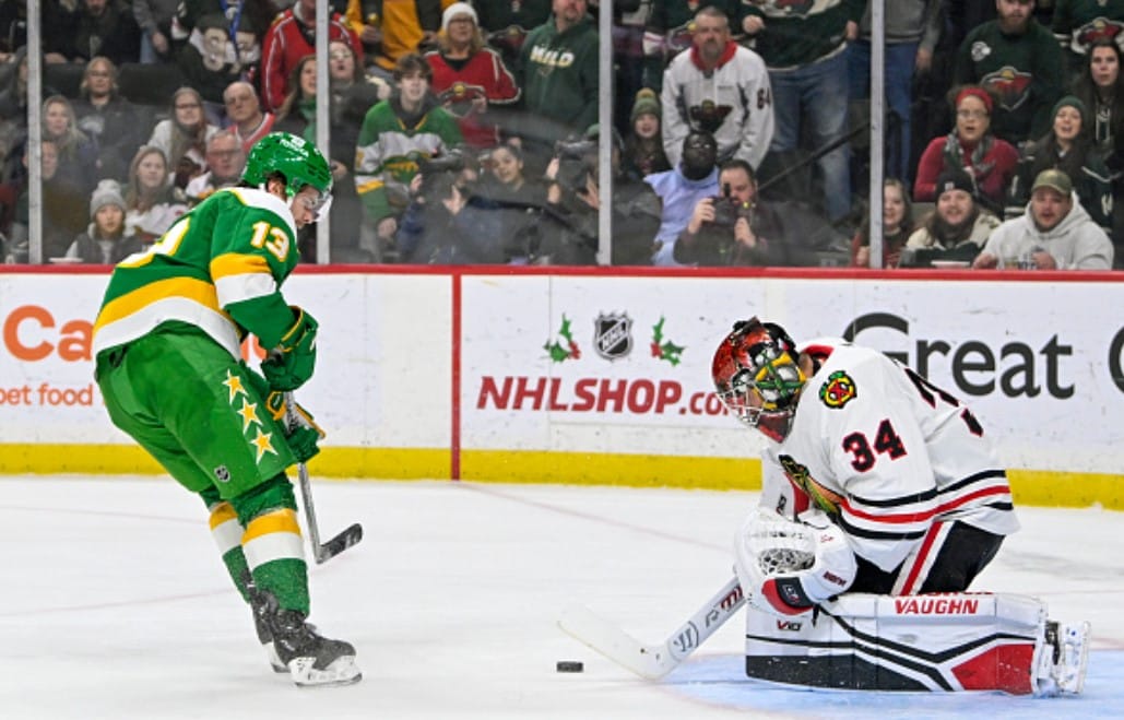 Zuccarello has hat trick, Wild beat Blackhawks 4-1