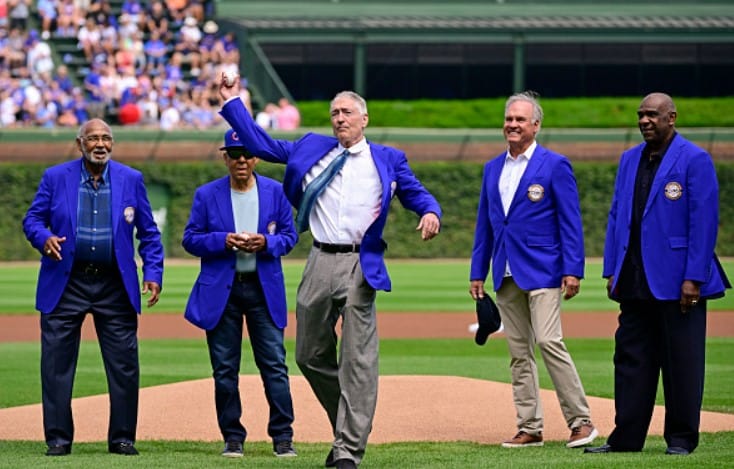 Longtime Cubs radio voice Hughes wins Frick Award