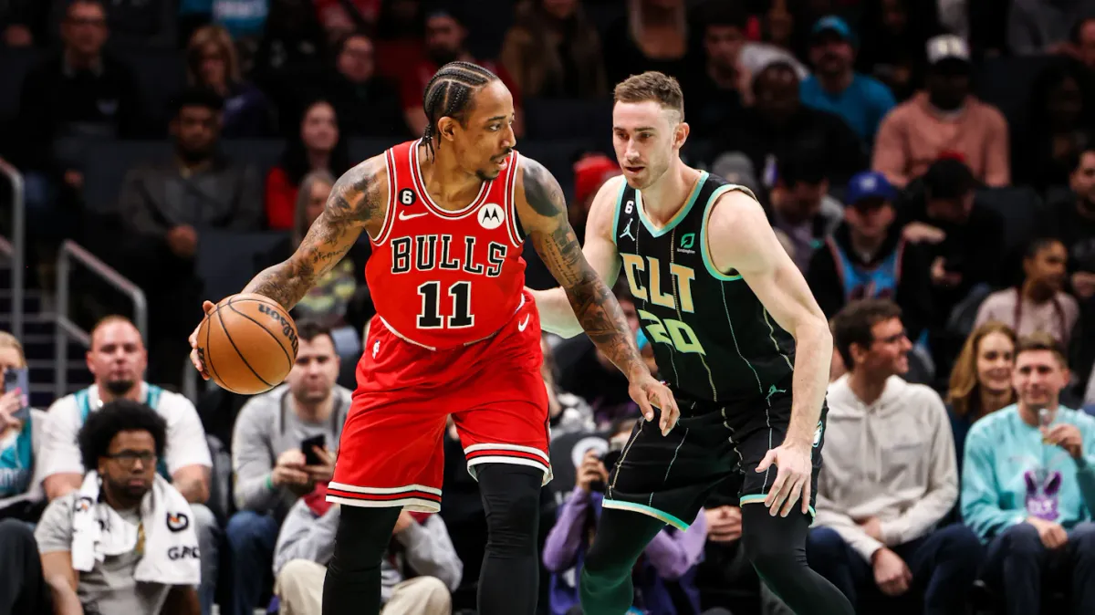 Rozier, Plumlee lead Hornets past Bulls 111-96