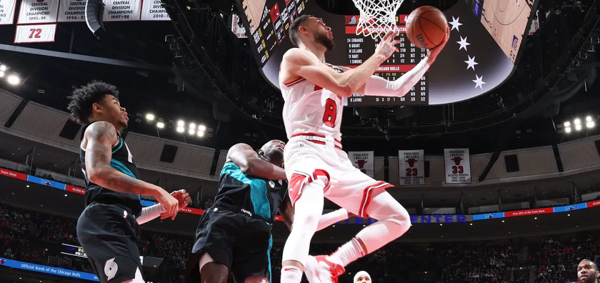 Zach LaVine scores 36 as Bulls beat Trail Blazers 129-121