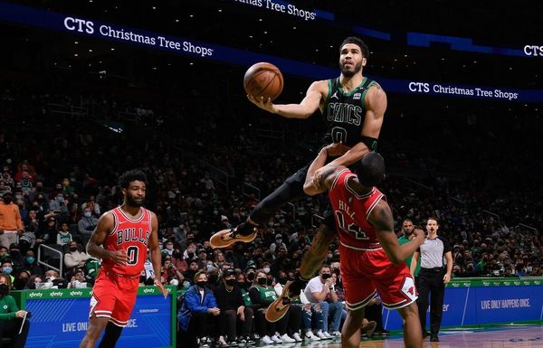 Celtics rally late, Bulls lose 114-112