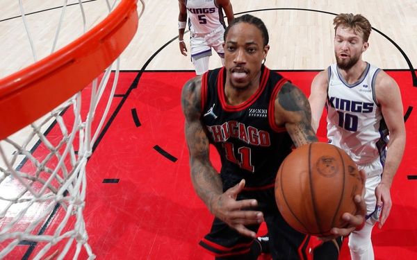 DeRozan's run continues as Bulls beat Kings 125-118