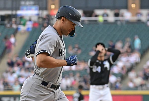 Stanton homers twice as Yankees beat White Sox 15-7