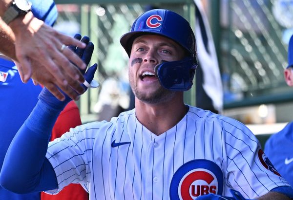 Hoerner, Cubs top power-hitting rookie Meneses, Nationals