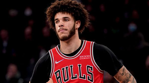 Bulls Lonzo Ball says ahead of knee surgery he can't run, jump