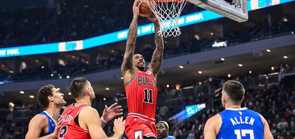 DeRozan scores 36, Bulls down Bucks 118-113