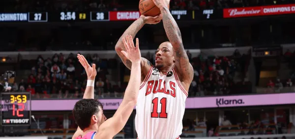 DeRozan, LaVine combine for 56, Bulls zoom past Wizards