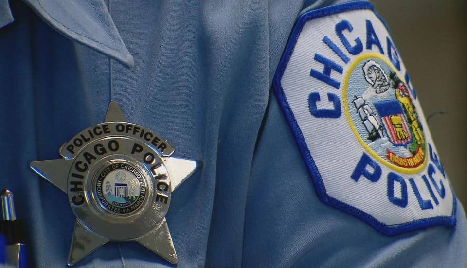 Two Chicago cops charged in shooting that wounded unarmed man